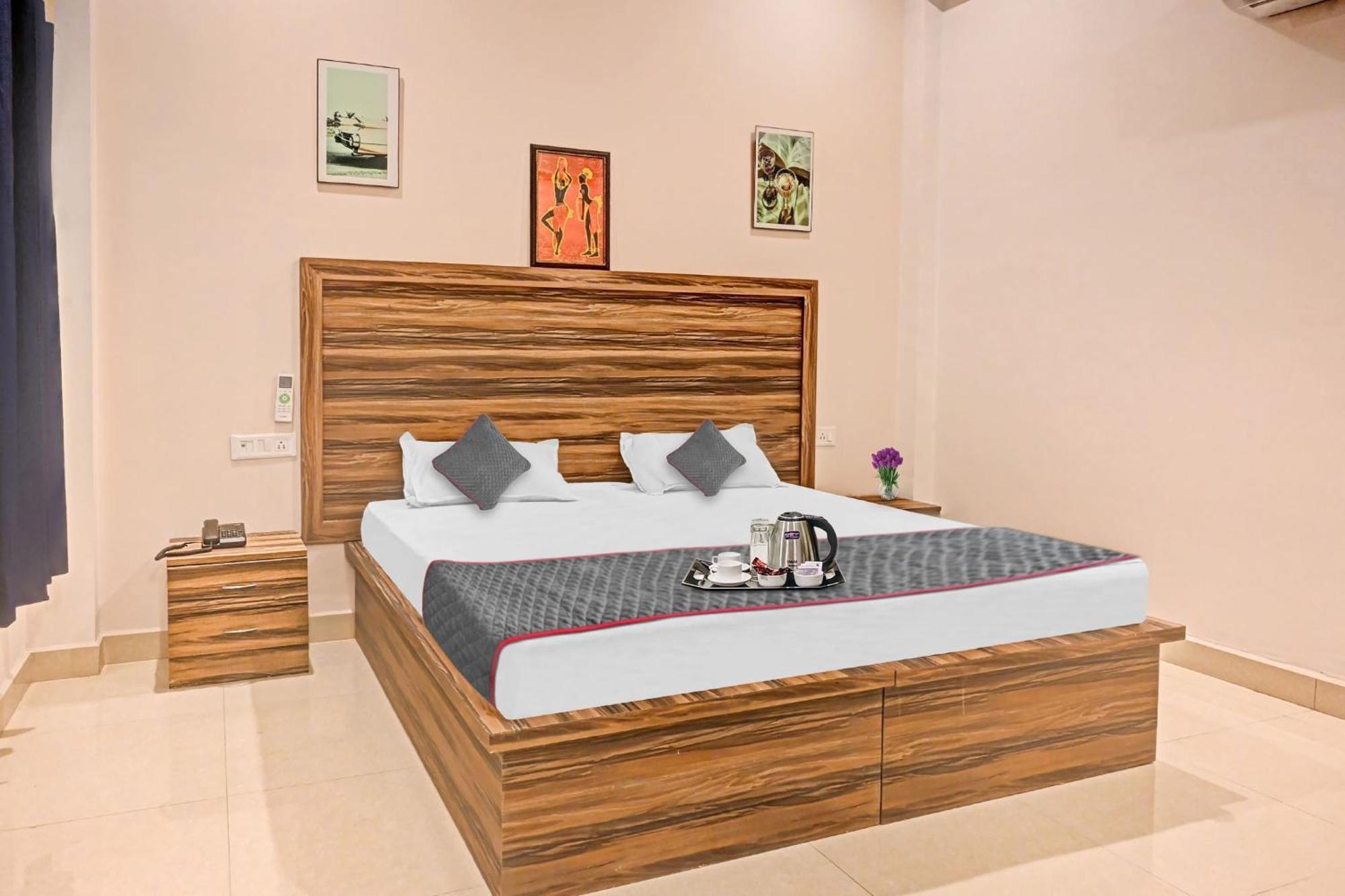 Sangam International Group Of Hotels Allāhābād Junction Exteriör bild