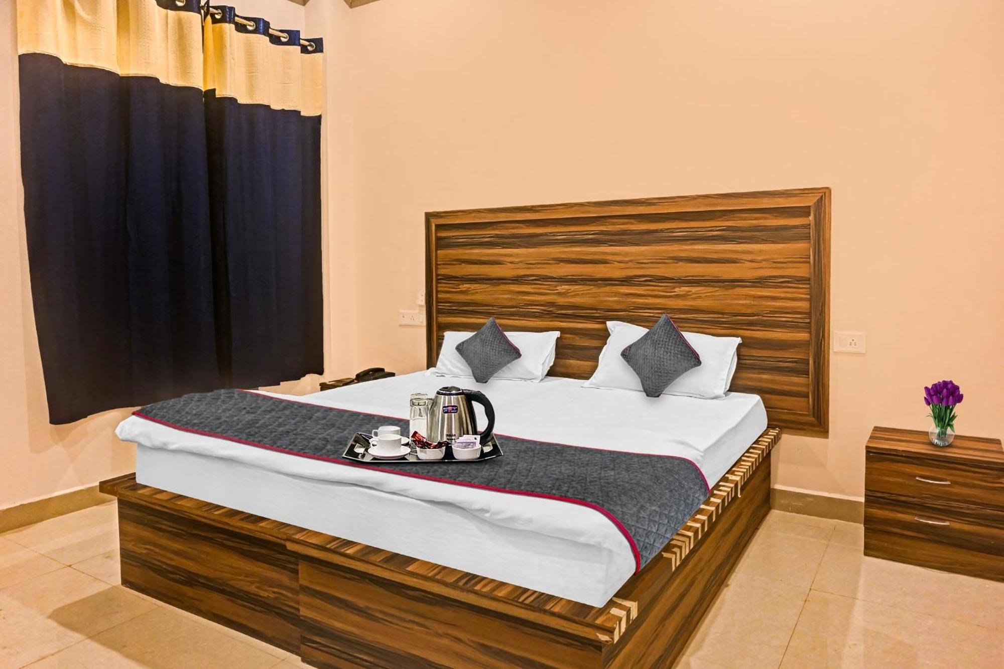 Sangam International Group Of Hotels Allāhābād Junction Exteriör bild
